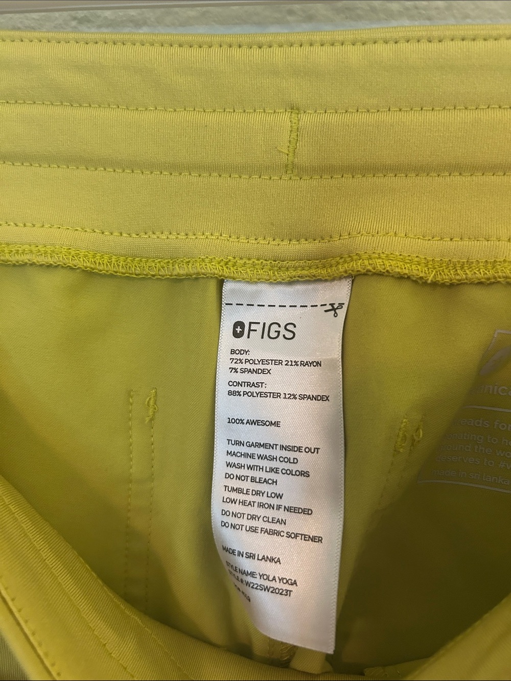 Figs Chartreuse Yola Yoga Scrub Pants Size Small - Picture 4 of 4